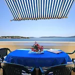 Lejlighed Family Friendly Seaside Brodarica, - 15270