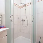Lejlighed Family Friendly Seaside Brodarica, - 15270 Šibenik