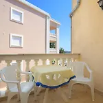 Family Friendly Seaside Brodarica, - 15270 *