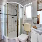 Lejlighed Family Friendly Seaside Brodarica, - 15270 Šibenik