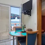 Family Friendly Seaside Brodarica, - 15270 * Šibenik