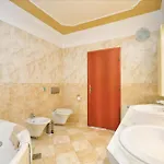 Lejlighed Family Friendly Seaside Brodarica, - 15270 Šibenik