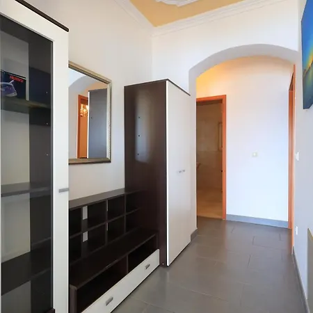 Family Friendly Seaside Brodarica, - 15270