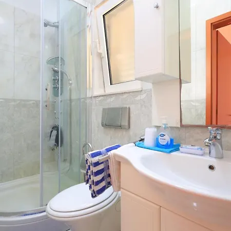 Family Friendly Seaside Brodarica, - 15270 Apartment *