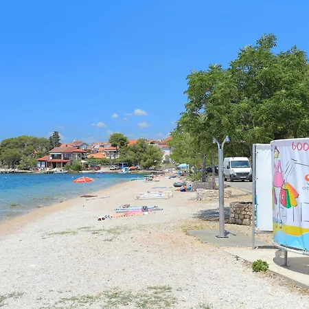 Apartment Family Friendly Seaside Brodarica, - 15270 *