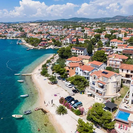 Family Friendly Seaside Brodarica, - 15270 Apartment Sibenik