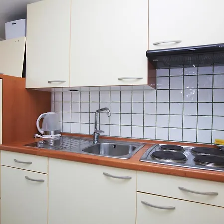 Family Friendly Seaside Brodarica, - 15270 Šibenik