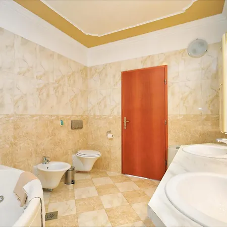 Lejlighed Family Friendly Seaside Brodarica, - 15270 Šibenik