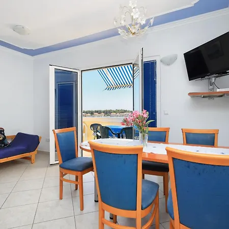 Family Friendly Seaside Brodarica, - 15270 Apartment *