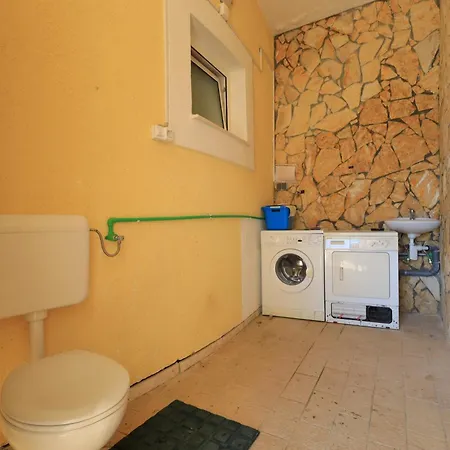 Family Friendly Seaside Brodarica, - 15270 *