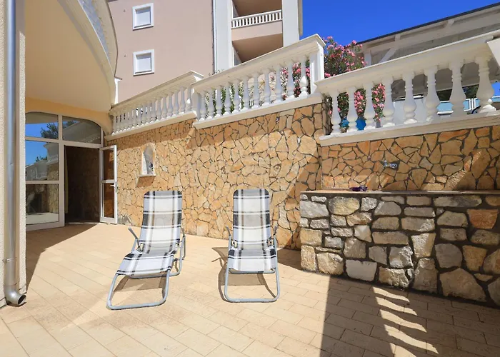 Apartman Family Friendly Seaside Brodarica, - 15270 Šibenik
